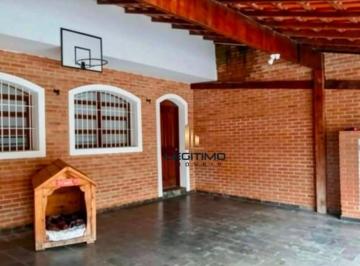 1ba4752aa97c870f2a66cc46604813dc3142e5a5 · Casa para locação com piscina e 3 dormitórios próxima ao Jaguaré