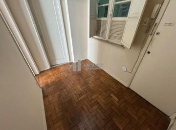 Apartamento · 28m² · Oportunidade!!! Estúdio à venda, Praça da Bandeira. 28m² prédio bem administrado com portaria 24 hor
