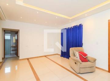 Localizada no charmoso bairro Jardim Santo Antonio, esta casa em condomínio ofer · Casa à Venda - Vila Progresso, 3 Quartos, 120 m2