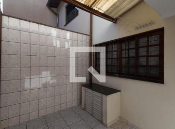 Esta encantadora casa mobiliada oferece um espaço de 95 metros quadrados, propor · Casa à Venda - Vila Gustavo, 2 Quartos, 95 m2