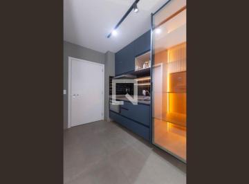 Localizada na vibrante cidade de São Paulo, esta kitnet oferece uma combinação p · Apartamento à Venda - Brooklin, 1 Quarto, 24 m2