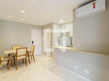 Localizado em São Paulo, este studio mobiliado oferece uma excelente oportunidad · Apartamento à Venda - Vila Olímpia, 1 Quarto, 54 m2