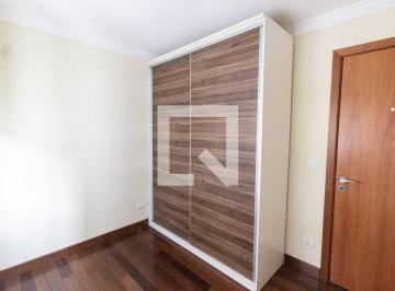 Localizado em São Paulo, este espaçoso apartamento de 135 metros quadrados ofere · Apartamento à Venda - Santana, 3 Quartos, 135 m2