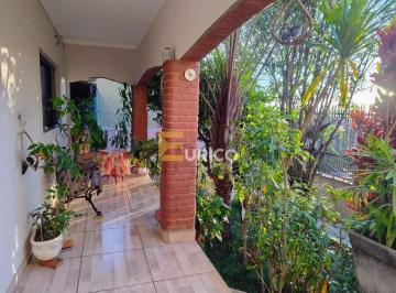 Casa · 245m² · 4 Quartos · 3 Vagas · Casa para venda em Jardim Prestes de Barros de 245.11m² com 4 Quartos, 1 Suite e 3 Garagens