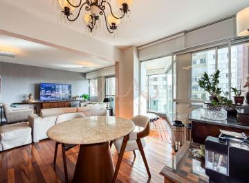 Apartamento · 144m² · 3 Quartos · 2 Vagas · Apartamento ensolarado 3 Quartos e 2 vagas - Bigorrilho