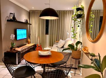 Apartamento de 2 quartos, Brasília · Oportunidade em frente ao metrô. Mobiliado e Decorado