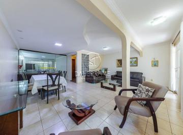 Casa de 3 quartos, Brasília · Maravilhoso sobrado vazado na Asa Sul, em excelente localização!