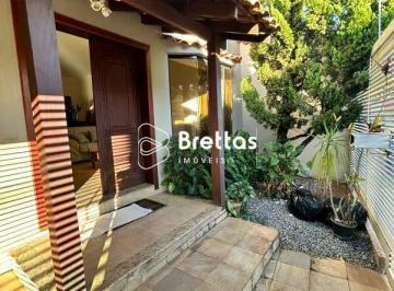 c3s6r-whatsapp-image-2024-06-03-at-212237-1717461597.jpeg · Casa com 3 quartos à venda em Lavras, no bairro Parque Das Pedras Preciosas