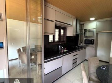 Casa · 2 Quartos · Casa moderna com suíte + closet à venda – Vila Isabel, Criciúma
