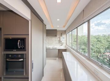 Apartamento · 256m² · 2 Quartos · 2 Vagas · Apartamento no Batel, 256m2, 2 suites e 2 vagas de