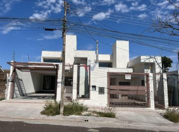 Casa · 182m² · 4 Quartos · 4 Vagas · Casa para venda em Jardim Verônica de 182.00m² com 4 Quartos, 3 Suites e 4 Garagens