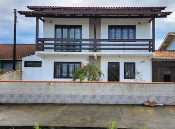 Casa · 313m² · 4 Quartos · Sobrado para venda em São Francisco Do Sul de 313.00m² com 4 Quartos e 1 Suite