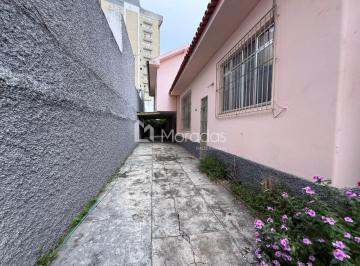 Comercial · 160m² · 5 Quartos · 5 Vagas · 🏢 Casa Comercial Ampla para Locação no Centro de Campos | Ideal para Clínicas...