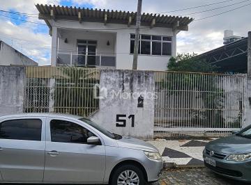 Casa · 235m² · 5 Quartos · 4 Vagas · Casa em Centro - Campos dos Goytacazes