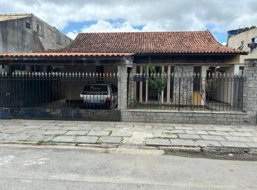 Casa · 282m² · 4 Quartos · 2 Vagas · Casa em Parque Corrientes - Campos dos Goytacazes