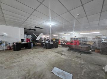 Comercial · 900m² · 6 Vagas · Prédio comercial em Campos dos Goytacazes