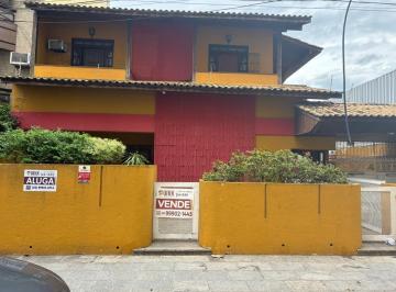 Casa · 465m² · 6 Quartos · 4 Vagas · Casa em Centro - Campos dos Goytacazes