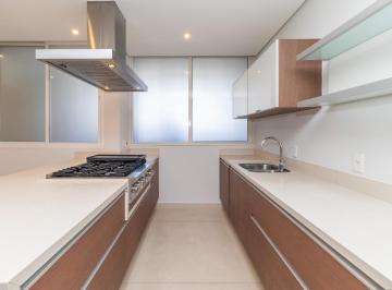10389490-fd2d-4bca-83fa-4cefe85bfa3b · Espetacular apartamento para venda e locação em Santo Amaro com 5 quartos, sendo 5 suítes, 560m²