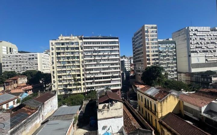 Foto do imóvel - Lapa? Oportunidade imperdível! Kitinet reformada com vista indevassada! Excelente oportunidade.