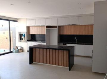 Casa de 3 quartos, Indaiatuba · Vende-se Linda Casa Térrea em Condomínio Fechado próximo ao Parque Ecológico em Indaiatuba/SP