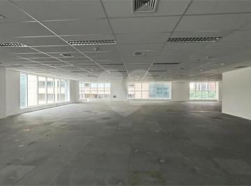 Comercial · 1080m² · 30 Vagas · Salas à venda em Várzea de baixo - SP