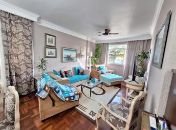 Apartamento de 3 quartos, Santos · Apartamento à venda 3 quartos Frente Mar na Ponta da Praia