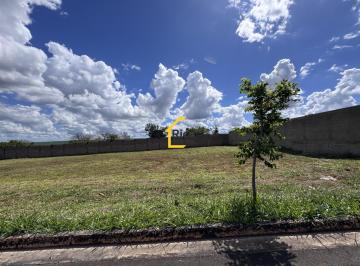 Terreno · 300m² · Villa Suíça – Lote Plano de 300m² Ideal para Construir ou Investir