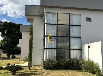 Casa en Venda de 4 quartos Residencial Villa Suiça · Villa Suíça - Linda Casa 04 Quartos Todos Suítes e Todos Com Planejados