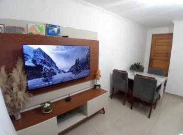 Casa de 2 quartos, Guarulhos · Casa com 120 m² em venda em Vila Galvão