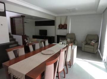 Casa de 3 quartos, Guarulhos · Casa de 130 m² con 3 quartos en venda en Jardim Santa Mena