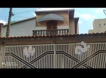 Casa de 4 quartos, São José dos Campos · Casa com 4 Dormitórios – Aceita Permuta por Sítio
