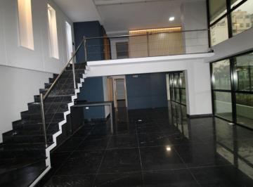 Comercial , Curitiba · LOJA TÉRREA COMERCIAL DE FRENTE PARA RUA DE ESQUINA COM 150M2