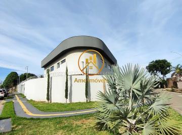 Casa · 204m² · 3 Quartos · 3 Vagas · Sobrado Alto Padrão no Residencial Canadá em Goiânia