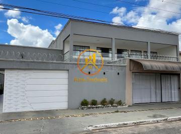 Casa · 480m² · 5 Quartos · 6 Vagas · Sobrado à venda no bairro Jardim Europa - Goiânia/GO