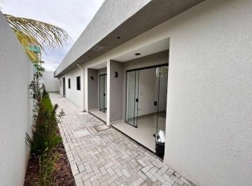 Casa de 2 quartos, Itanhaém · em condomínio com piscina, suíte e lazer