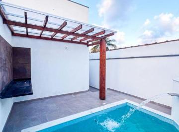 Casa de 2 quartos, Itanhaém · Casa com Piscina e Área Gourmet a 900 Metros da Praia