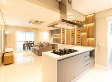 Apartamento de 2 quartos, São Paulo · Apartamento com Varanda e 2 Dormitórios na Vila Romana