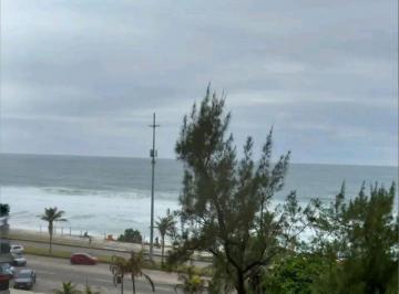 Apartamento de 2 quartos, Rio de Janeiro · Barra da Tijuca | Av.Lucio Costa(RHR) Apartamento 2 suites, 90m². reformado com vista Mar