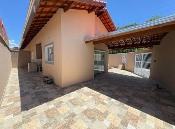 Casa de 2 quartos, Itanhaém · Casa para Venda, Itanhaém / SP, bairro Balneario Raul Cury, 2 dormitórios, sendo 1 suíte
