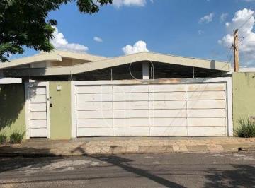 Casa · 1m² · 4 Quartos · 3 Vagas · Linda casa no Jardim Acapulco - Marília