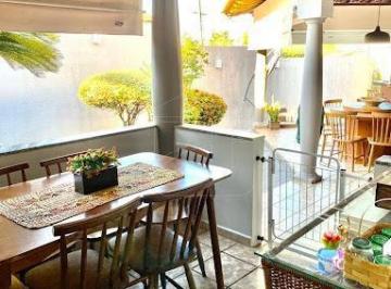 Casa · 218m² · 3 Quartos · Casa em Jardim Acapulco - Marília, SP