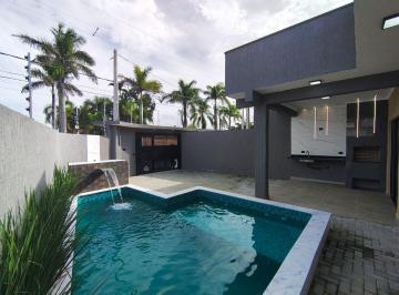 Casa de 2 quartos, Itanhaém · Casa com Piscina e Hidro à Venda no Jardim das Palmeiras em Itanhaém - 300m da Praia