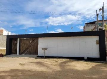 Casa · 195m² · 3 Quartos · 3 Vagas · Excelente oportunidade em Caruaru!!