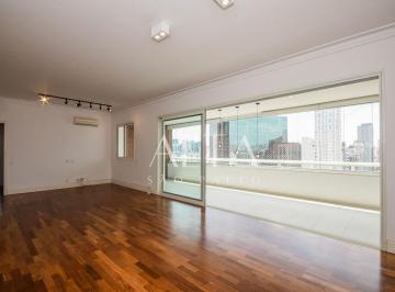 Apartamento · 151m² · 3 Quartos · 3 Vagas · Apartamento para locação de 151m² com 3 suítes e 3 vagas a 1,2km do Parque Ibirapuera.