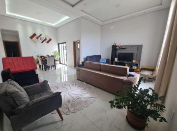 Casa · 200m² · 3 Quartos · 4 Vagas · Casa de Condomínio para venda em Condomínio Jardim Maringá de 200.00m² com 3 Quartos, 3 Suites e 4 G