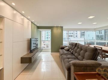 Apartamento · 131m² · 3 Quartos · 2 Vagas · Apartamento para venda em Centro de 131.00m² com 3 Quartos, 3 Suites e 2 Garagens