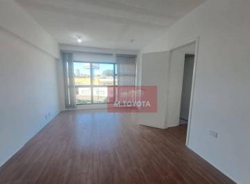 Comercial · 50m² · Sala Comercial para alugar em Centro de 50.00m²