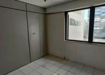 Comercial · 35m² · 1 Vaga · Sala comercial na Alameda Olga, N. 422 - Sala 44 • 35 m²