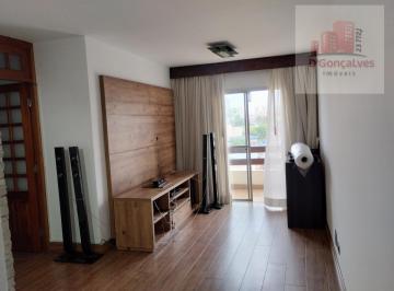 Apartamento · 70m² · 3 Quartos · 1 Vaga · Apartamento para venda e aluguel em Centro de 70.00m² com 3 Quartos e 1 Garagem