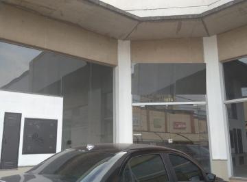 Comercial · 475m² · 1 Quarto · 3 Vagas · Prédio Comercial para alugar em Centro de 475.00m² com 1 Quarto, 1 Suite e 3 Garagens